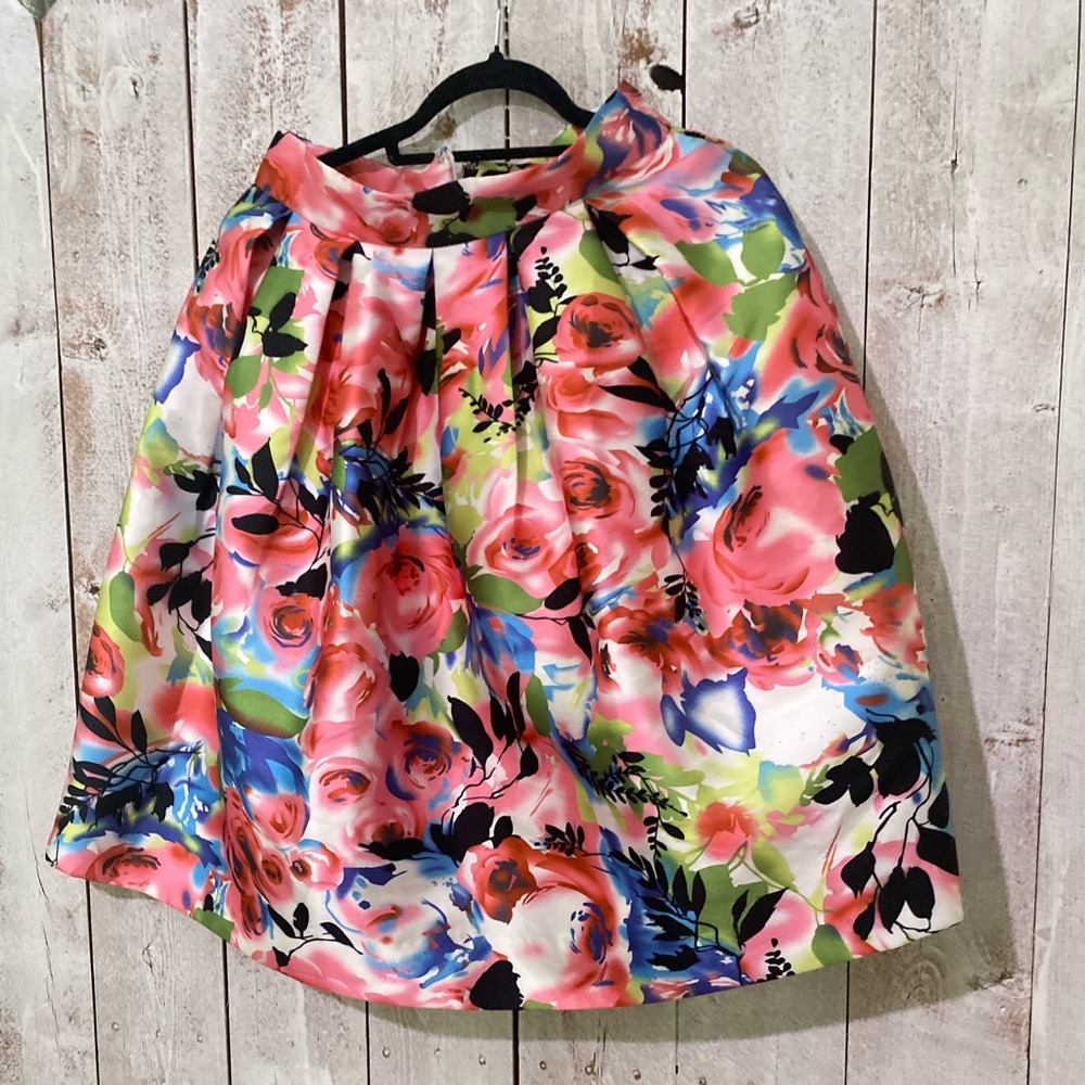 Floral flow skirt